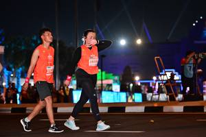 BIB: 2966, 274
                            <button type="button" onclick="openModal(15279302)" class="btn btn-primary btn-sm float-right btn-popup" data-toggle="modal" data-target=".modal-high-quality">
                        <i class="fas fa-shopping-cart"></i> Add to Cart
                    </button>
                                            <button type="button" onclick="isThisMe(15279302, true)" class="btn btn-success btn-sm float-right btn-popup btn-isme hidden" data-toggle="tooltip" data-placement="bottom" title="นี่คือรูปของคุณใช่ไหม คลิกที่นี่เพื่อเอาเข้าอัลบั้ม">
                        <i class="fas fa-plus"></i> Add to album
                    </button>
                    <button type="button" onclick="isThisMe(15279302, false)" class="btn btn-warning btn-sm float-right btn-popup btn-isnotme hidden">
                        <i class="fas fa-ban"></i> Remove from album
                    </button>